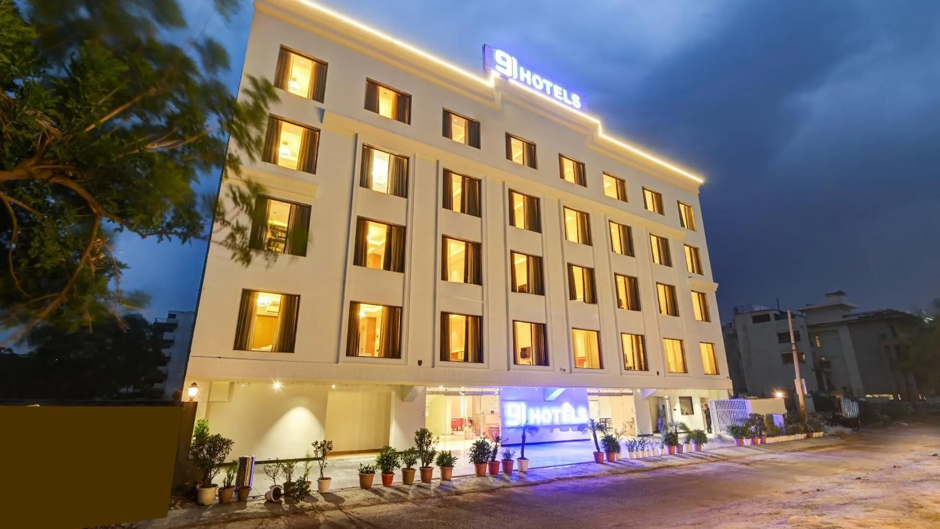 Hotel 91 City Centre Sector 52 Gurgaon Indien